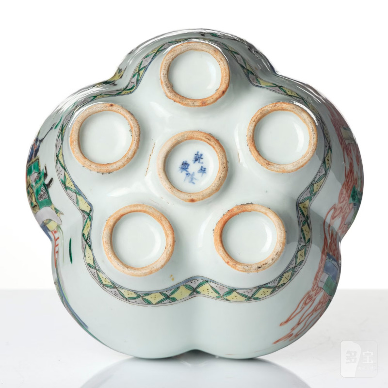 A large famille rose tulip vase, - 图9